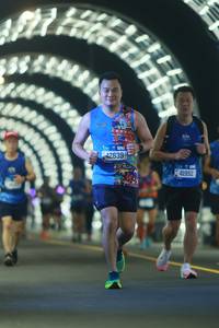 BIB: 42639, 41952
                            <button type="button" onclick="openModal(21172883)" class="btn btn-primary btn-sm float-right btn-popup" data-toggle="modal" data-target=".modal-high-quality">
                        <i class="fas fa-shopping-cart"></i> Add to Cart
                    </button>
                                            <button type="button" onclick="isThisMe(21172883, true)" class="btn btn-success btn-sm float-right btn-popup btn-isme hidden" data-toggle="tooltip" data-placement="bottom" title="นี่คือรูปของคุณใช่ไหม คลิกที่นี่เพื่อเอาเข้าอัลบั้ม">
                        <i class="fas fa-plus"></i> Add to album
                    </button>
                    <button type="button" onclick="isThisMe(21172883, false)" class="btn btn-warning btn-sm float-right btn-popup btn-isnotme hidden">
                        <i class="fas fa-ban"></i> Remove from album
                    </button>
